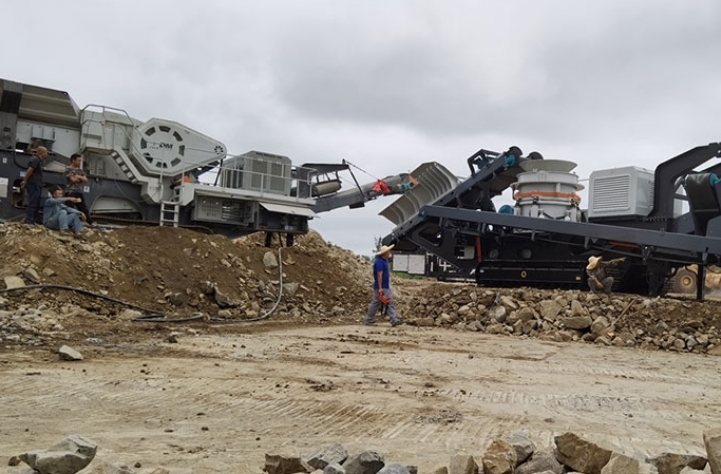 [Dongmeng Case] The crushing production line of the jaw, cone and screen mobile station has been put into operation!